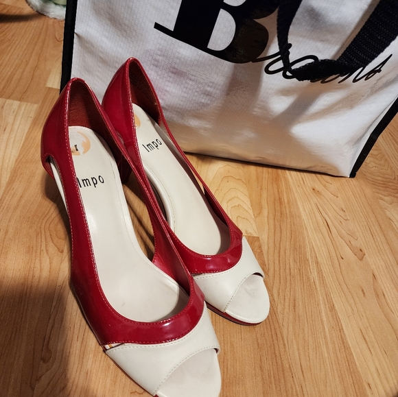 Women's heels - Picture 2 of 3